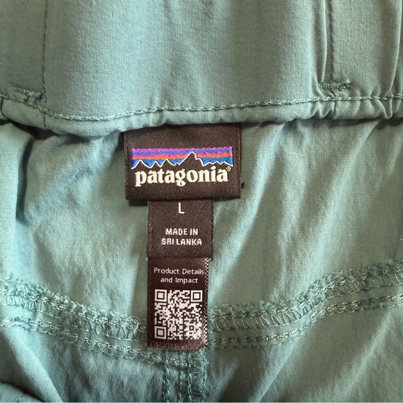 Patagonia Teal Women's Athletic hiking Everyday Outdoor shorts - Picture 9 of 11